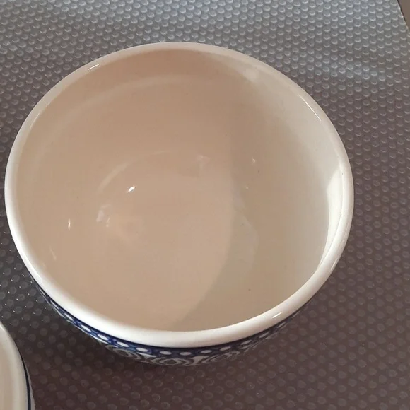 Polish Pottery Apple Covered Dish - Picture 3 of 8